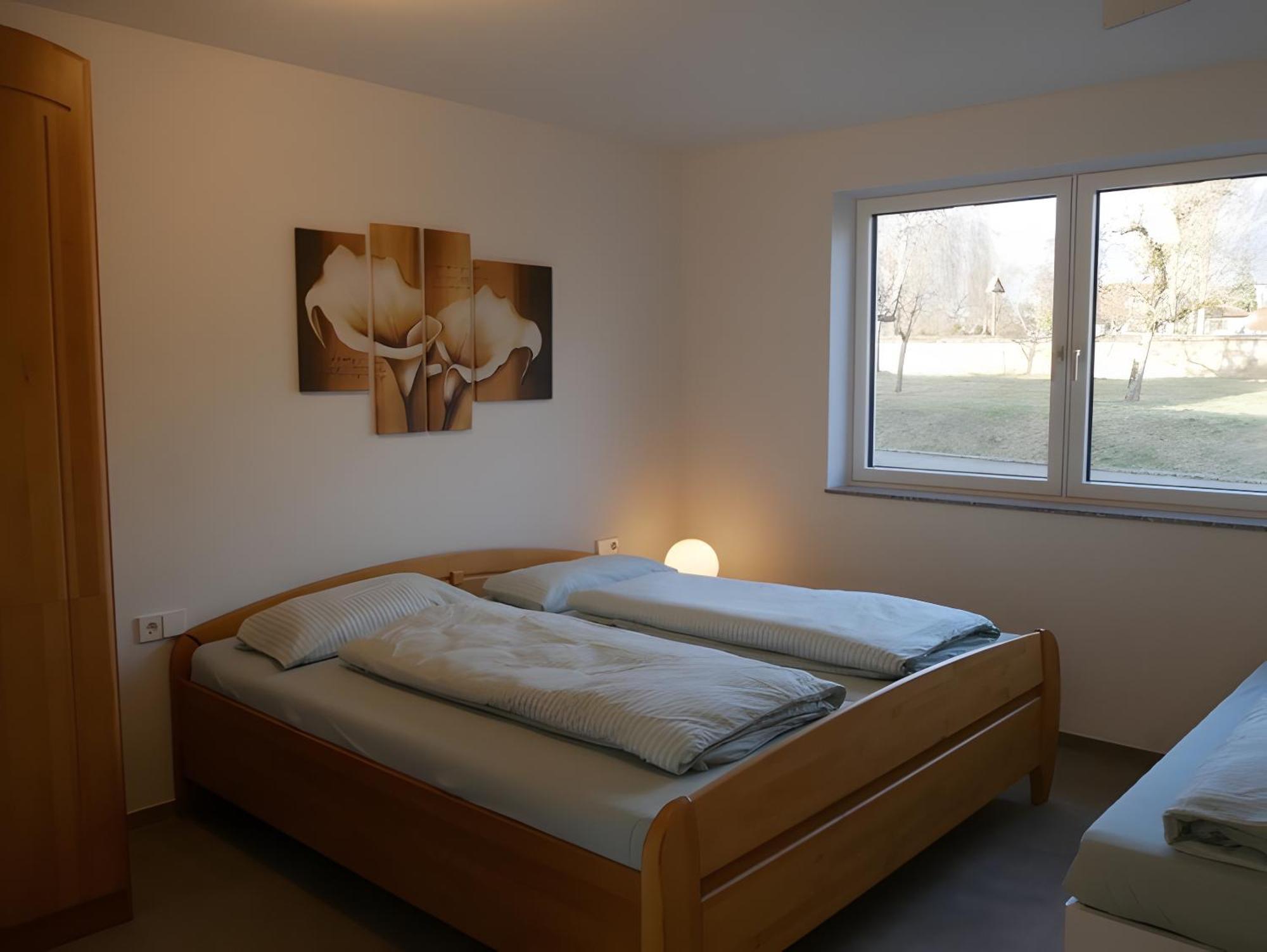 Ferienwohnung Haus Maria Wäschenbeuren エクステリア 写真